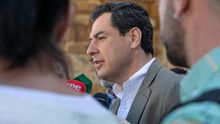 A Moreno y a Marín se les hace cada vez más difícil defender a Vox