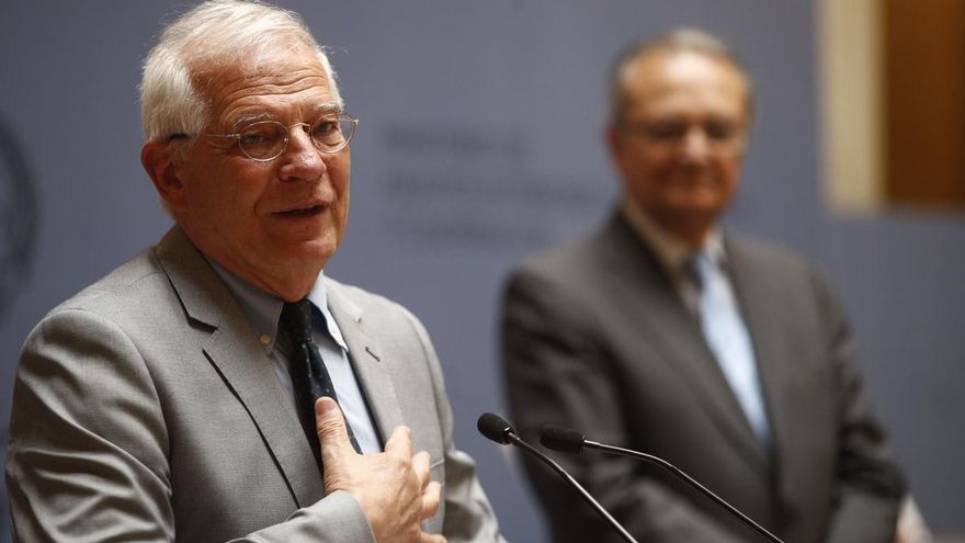 Borrell revela que ha hablado con Tintori y explica que no necesita pedir asilo porque tiene pasaporte italiano