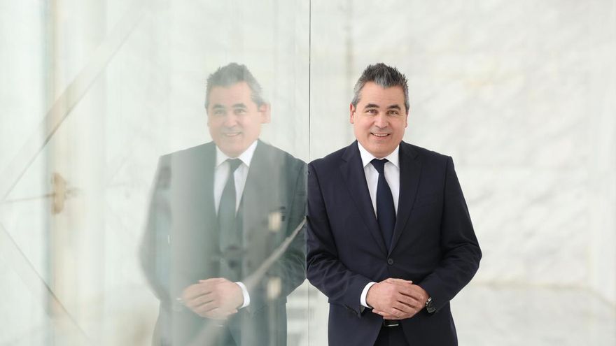 Josep Maria Recasens, el 'smooth operator' que liderará el avispero de Indra
