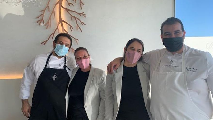 Familia Padrón al completo