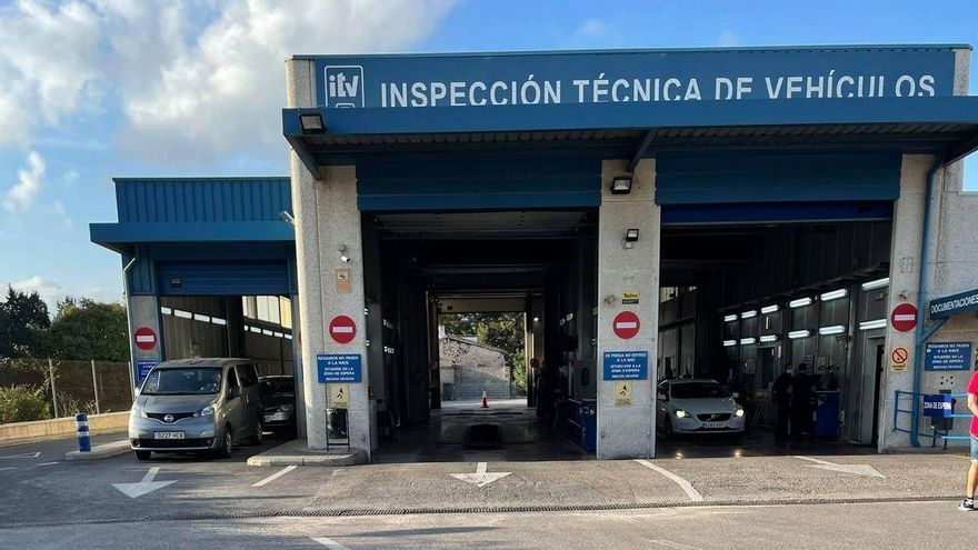 El colapso de las ITV valencianas acumula 98.000 coches en lista de espera y demoras de hasta dos meses en Alicante