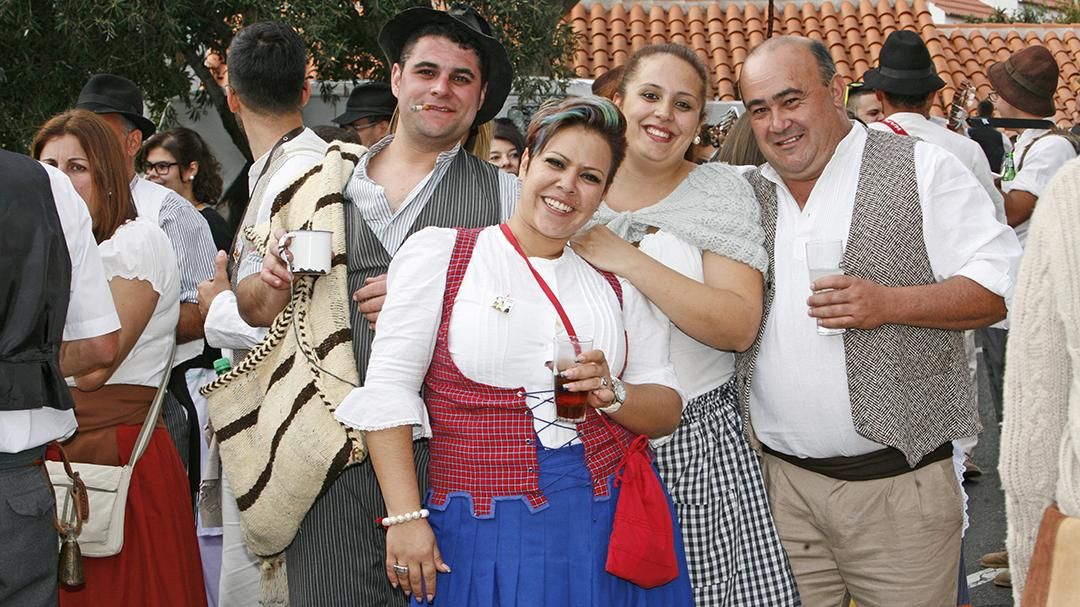 Las calles de Santa Lucía de Tirajana se llenan con motivo de la romería de Los Labradores. (Foto: Alejandro Ramos).