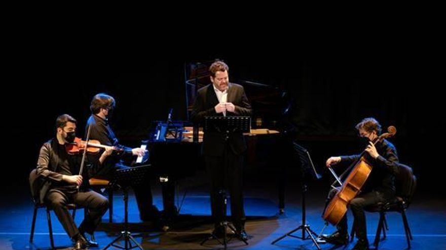 El Festival Internacional de Música de Canarias inicia su itinerario con el tenor Manuel Gómez y el Trío Arbós