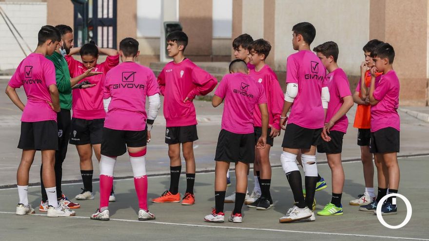 Entrenamiento de la cantera del Córdoba Patrimonio de la Humanidad