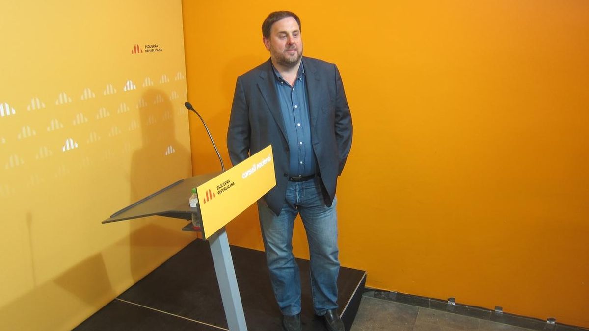 Junqueras tras el rechazo de la CUP a Mas: "Nunca nos rendiremos. ¡Seguimos!"