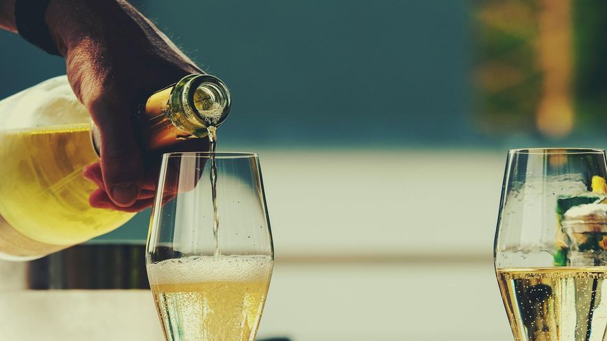 Estas son las diferencias entre el champagne, el cava y el espumoso