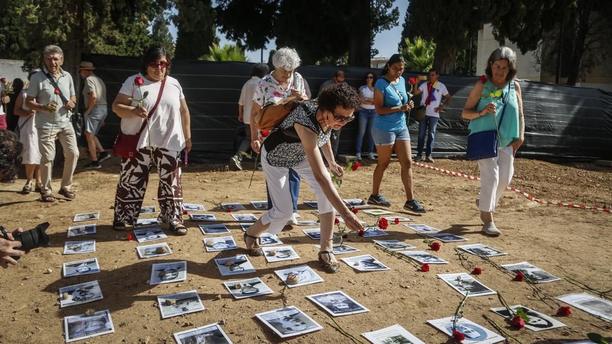 Acto por el Día de las Víctimas del Franquismo en el Cementerio de la Salud