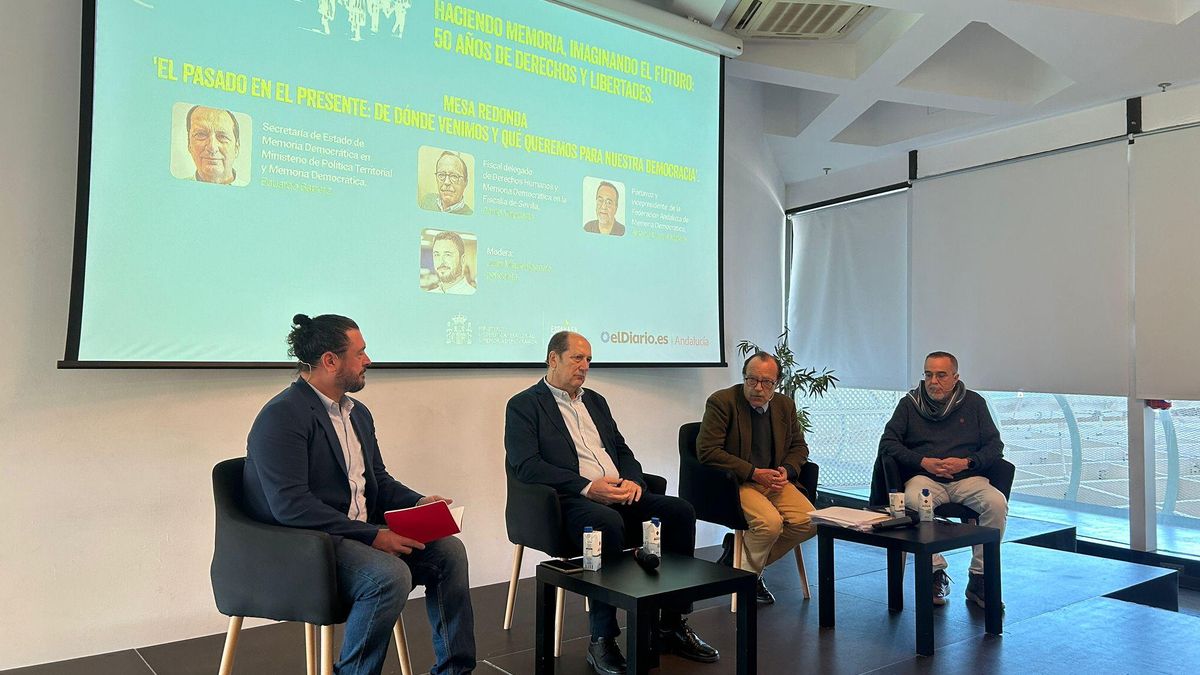 La primera de las mesas redondas organizadas este miércoles.