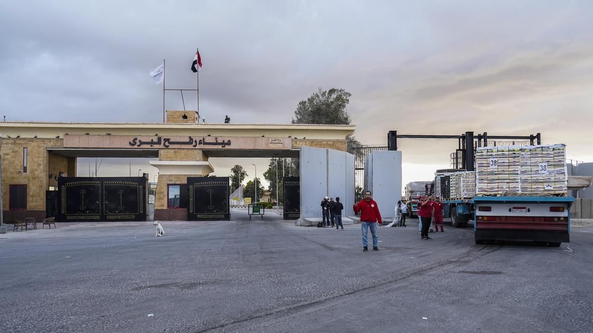 Los camiones entrando por Rafah a Gaza