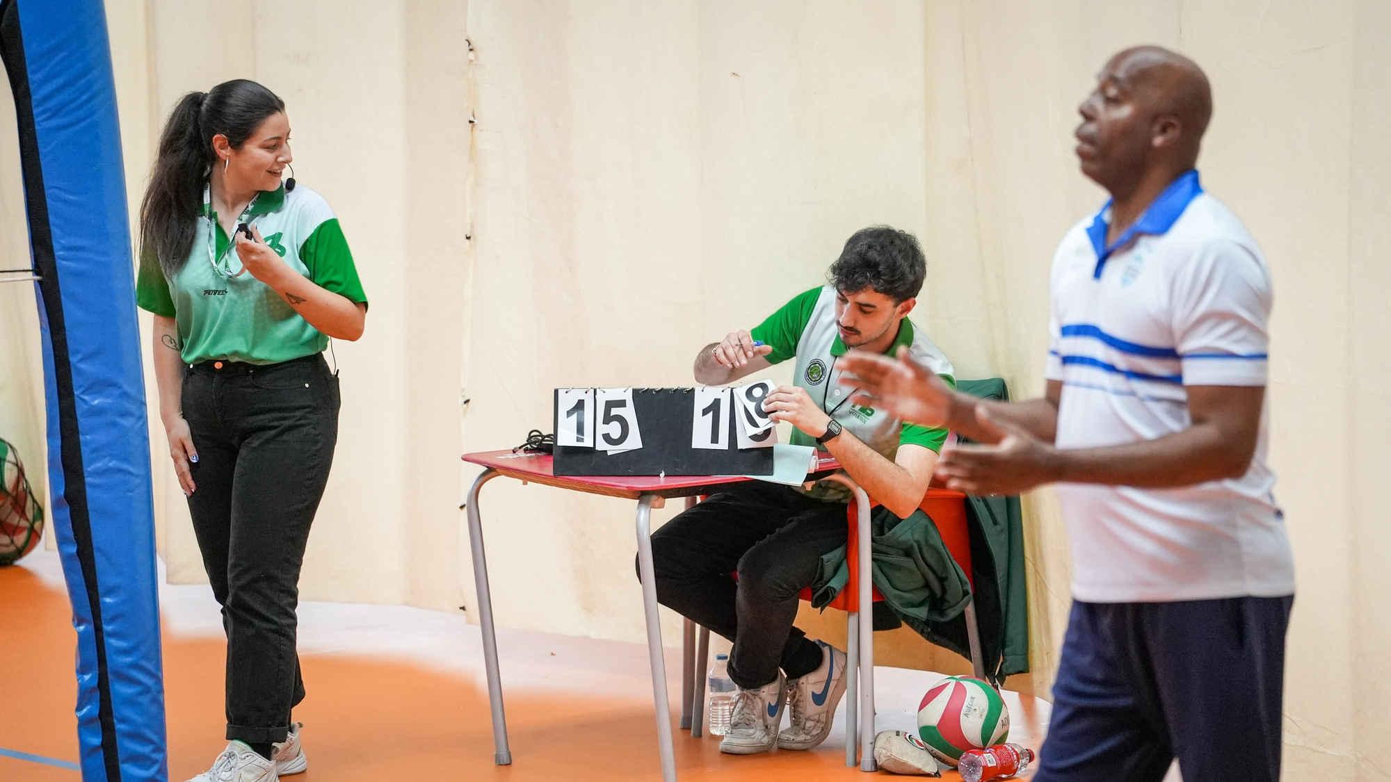 El mejor voleibol andaluz ya deja su huella en Córdoba