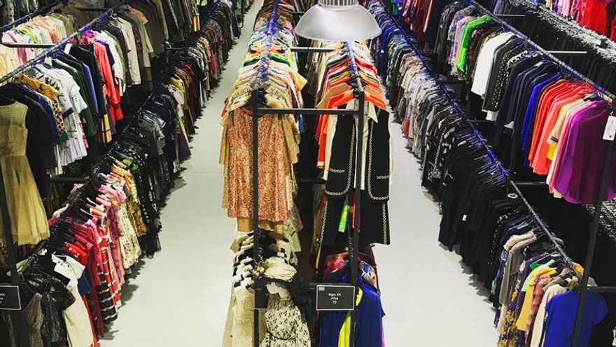 Los almacenes de Peris Costumes