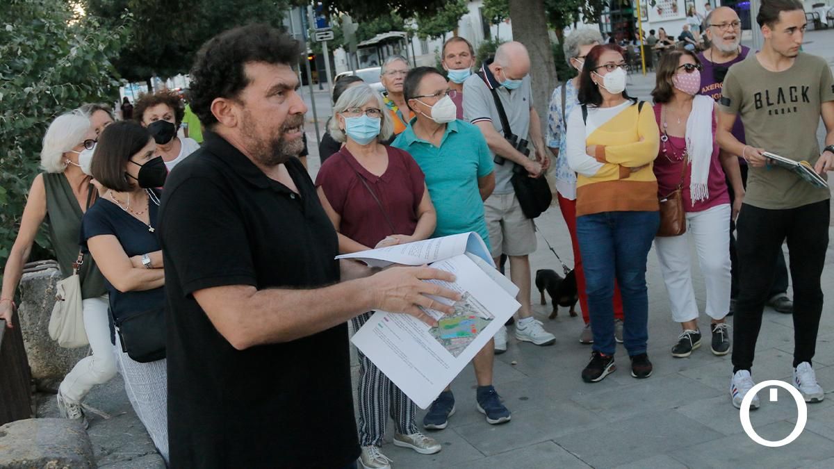 'Paseo crítico' de la plataforma 'Por un Río Vivo' por el Guadalquivir