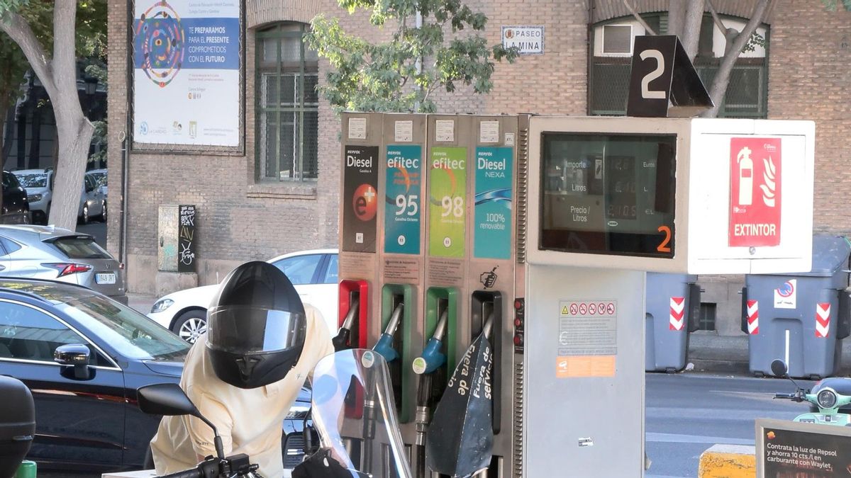 El petróleo sube hasta los 114 dólares, su nivel más alto desde finales de abril