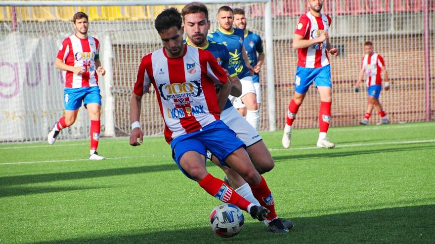 Los clubes cordobeses de Tercera RFEF apuntalan sus plantillas