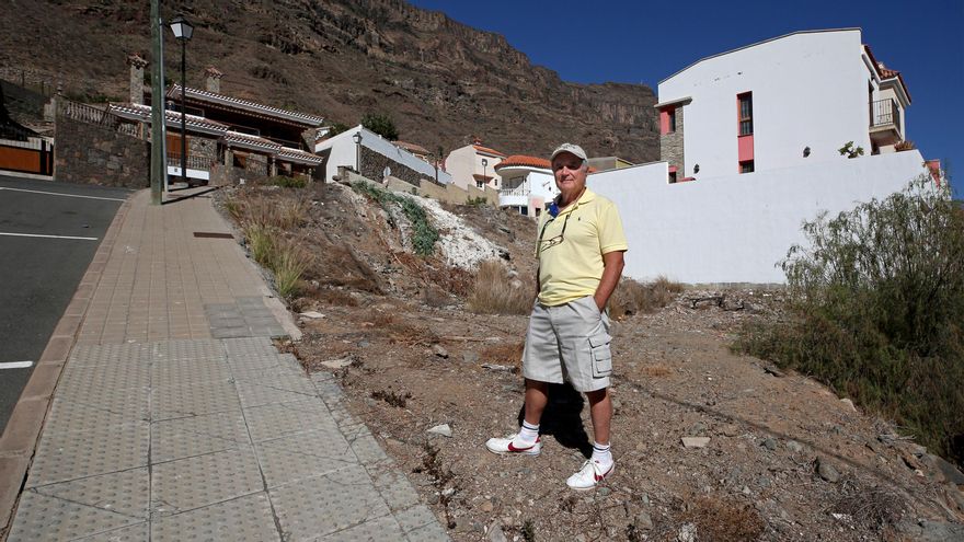 Ángel no puede construir su casa porque el Ayuntamiento de Mogán tardó 16 años en suspender un plan urbanístico