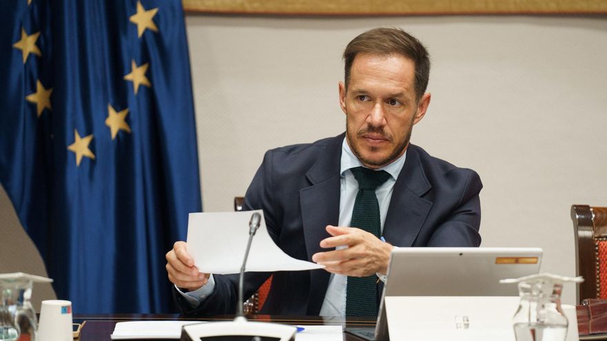 Zapata (PP) ignora las últimas críticas por el atasco en renovables y defiende que las trabas “son las mismas” que antes