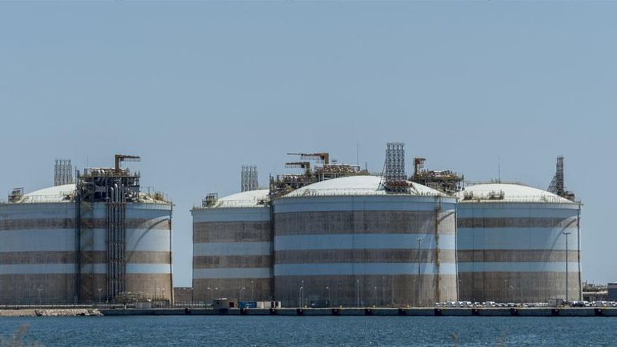 La regasificadora de Sagunt dispara su producción con las crisis de Argelia y la guerra en Ucrania