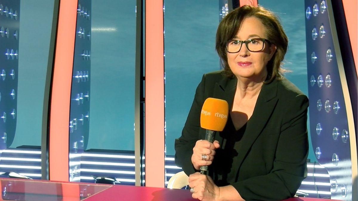 Elisenda Roca causa baja temporal como voz de 'Saber y ganar' y envía un mensaje a su sustituta: "Gran trabajo"