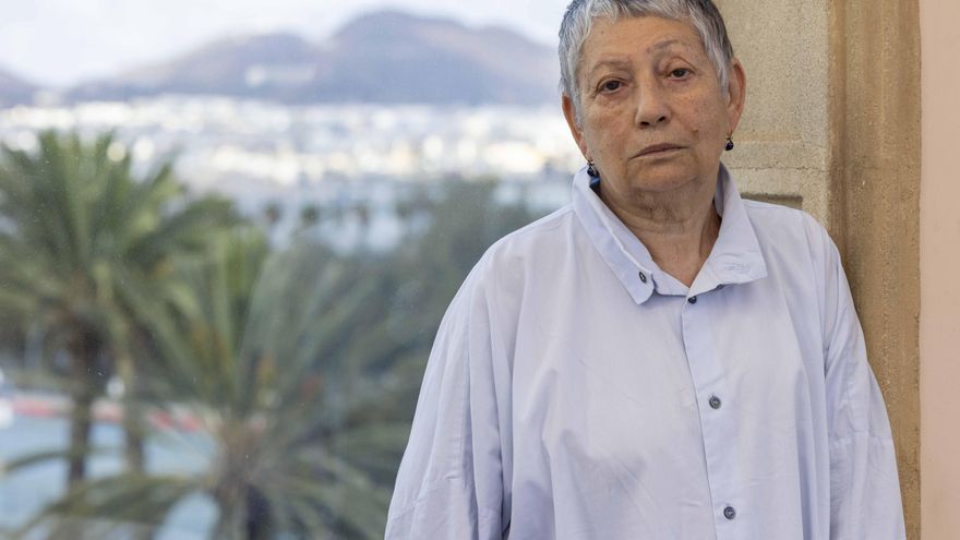 La escritora rusa Liudmila Ulítskaya: "No veo un final feliz a la guerra de Ucrania"