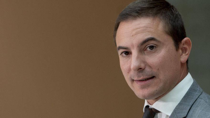 Lobato dimite por la polémica del email de la pareja de Ayuso y critica a la dirección del PSOE