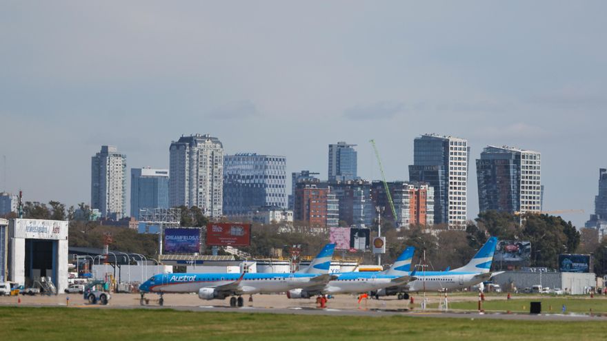 Gobierno de Milei insiste en que privatización de Aerolíneas Argentinas es "irremediable"