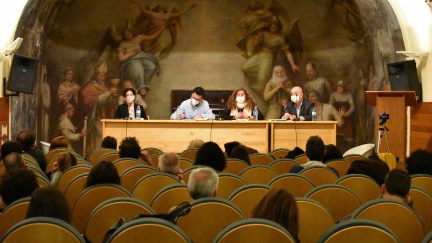Presentación del libro 'Visitantes y residentes'