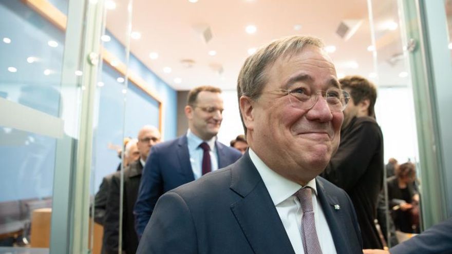 Laschet y Merz anuncian su candidatura a presidir la CDU post-Merkel