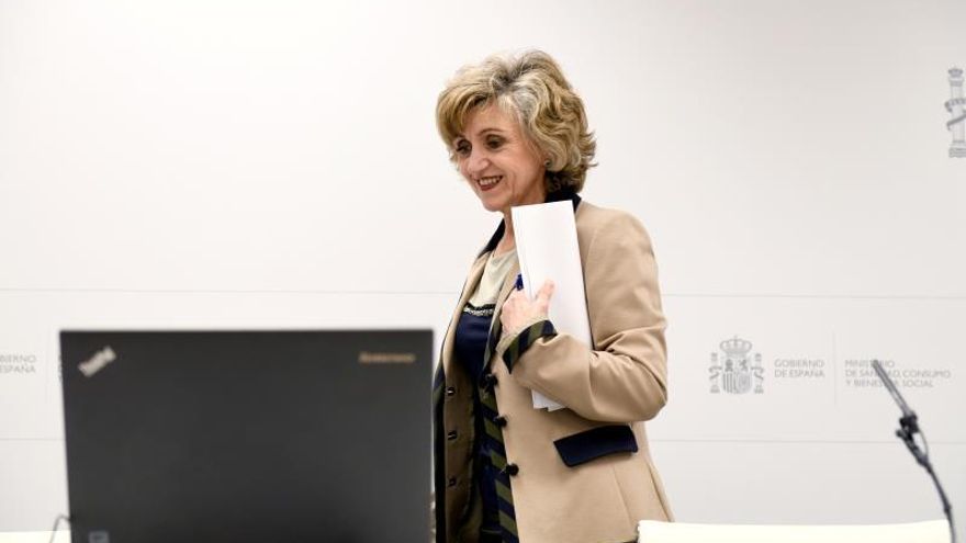 La ministra de Sanidad: No podemos inventarnos plazas MIR ni convocatorias