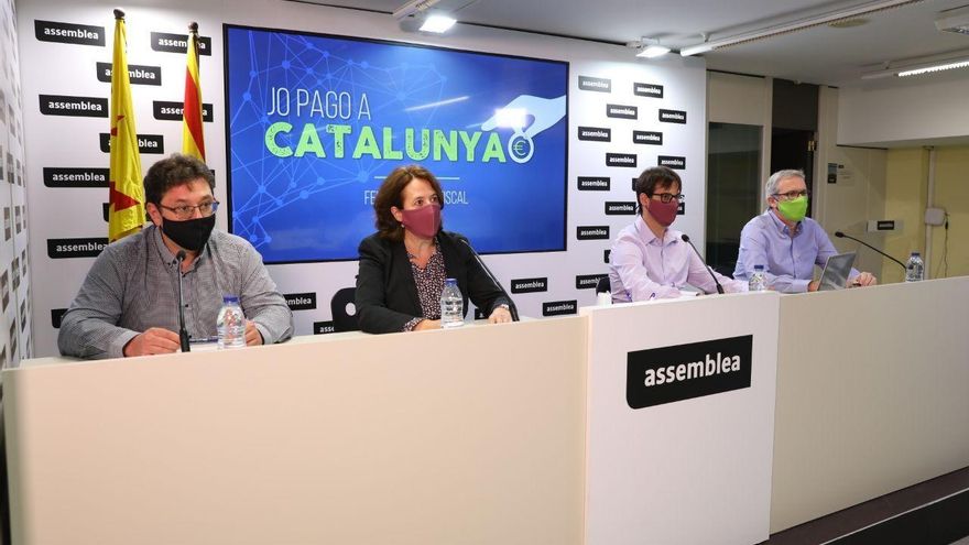 La presidenta de la ANC, Elisenda Paluzie, presenta la campaña de 'soberanía fiscal'