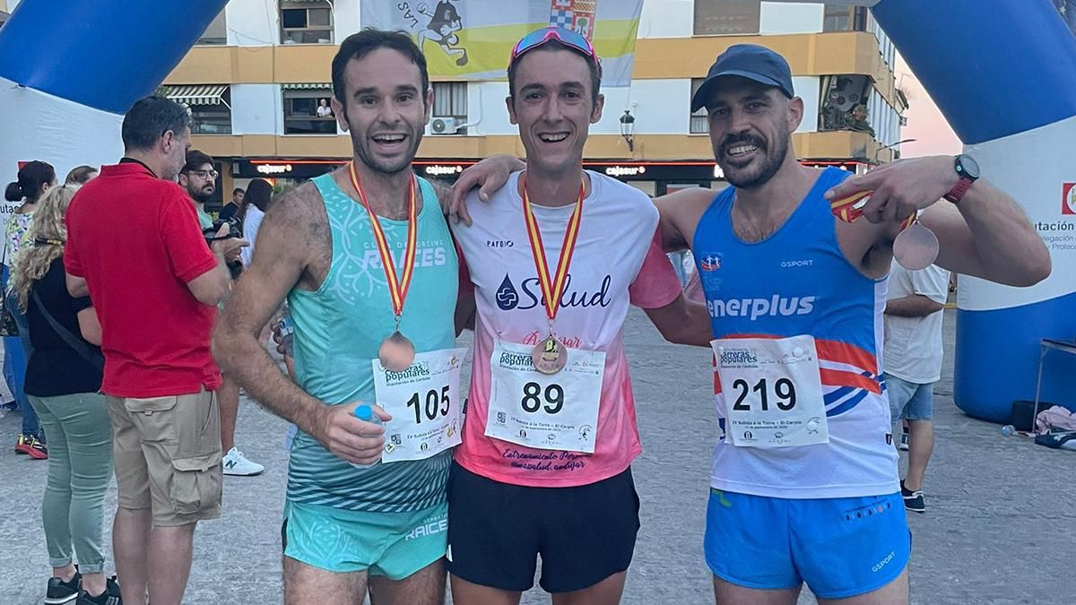 Andrés Santiago y Mónica Ortiz vencen en El Carpio