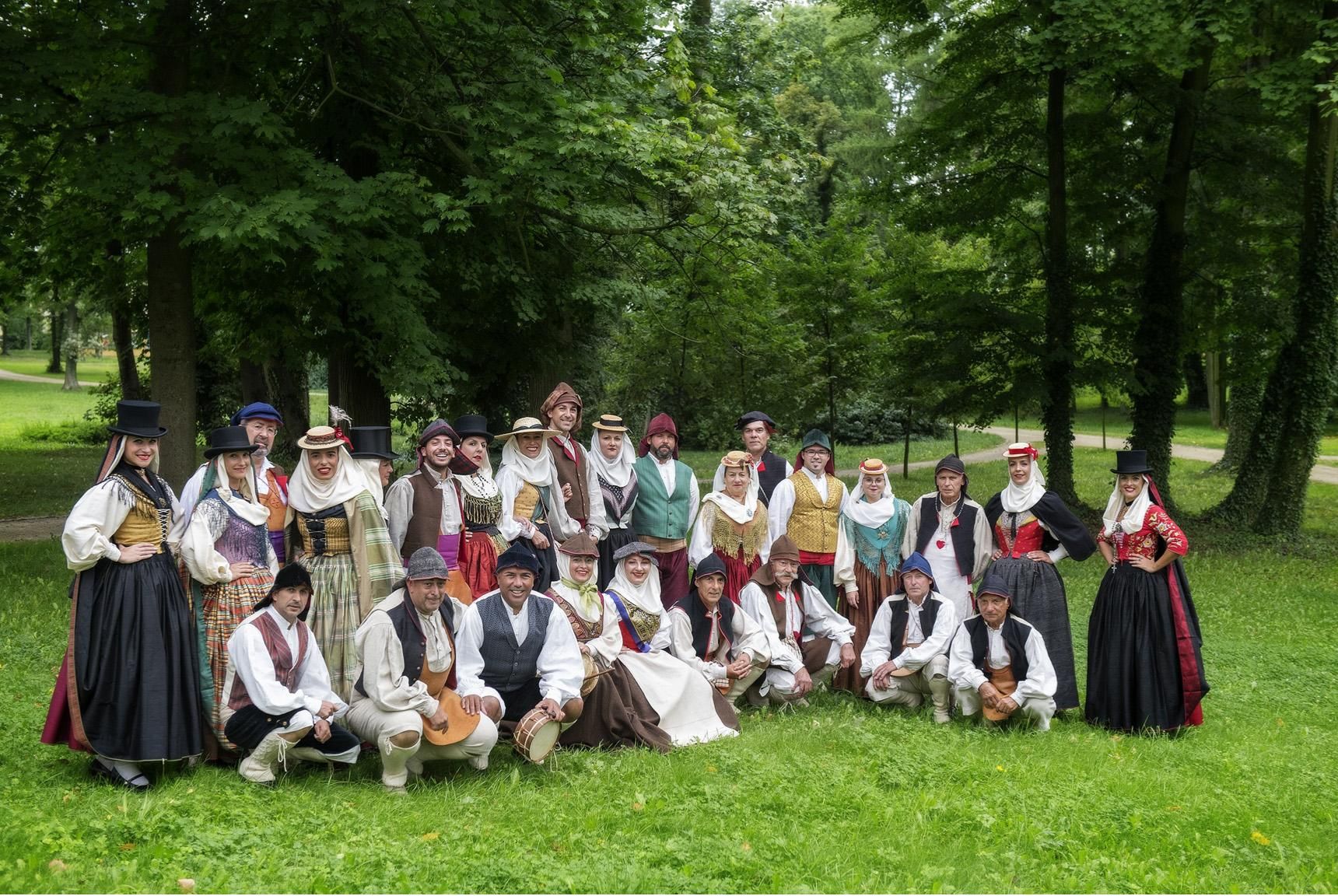 Agrupación Folclórica Echentive de Fuencaliente, el mejor ejemplo del correcto uso de la indumentaria tradicional de la Isla de la Palma.