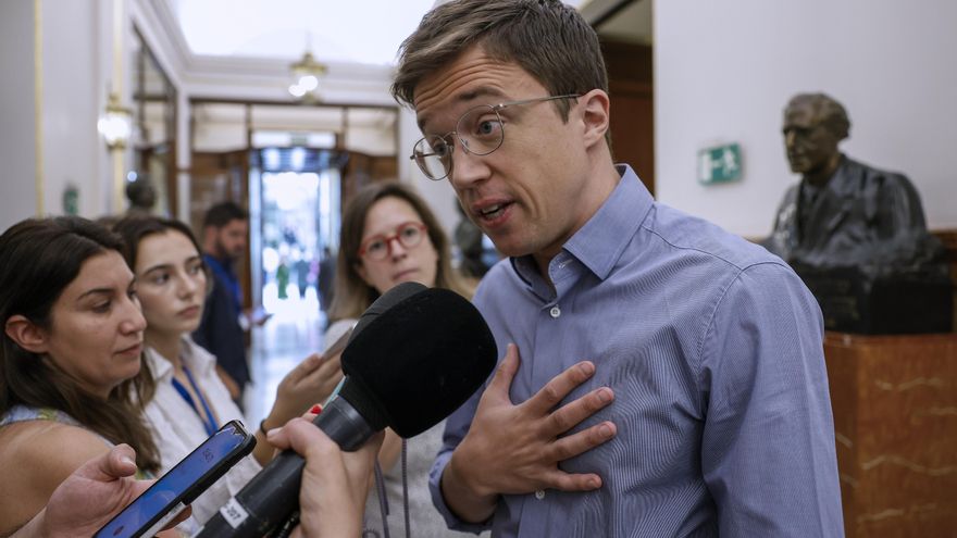 El portavoz del Más País en el Congreso, Íñigo Errejón, atiende a la prensa en una imagen de la semana pasada. EFE/ Mariscal