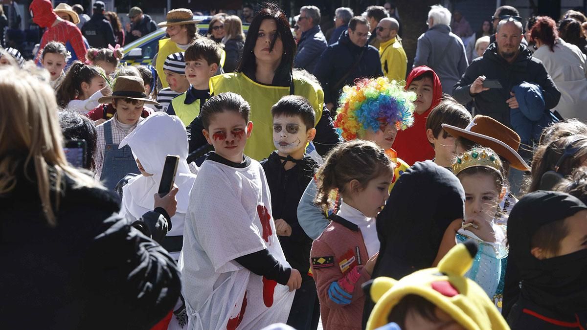 Pasacalles de los colegios por carnaval