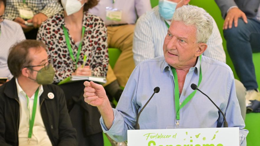 Nueva Canarias también ve un "agravio" en que la bonificación al transporte urbano en las Islas no sea del 100%