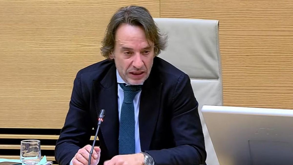 El jefe de gabinete de Mazón niega instrucciones a Pradas para evitar el confinamiento pese a los mensajes que lo desmienten