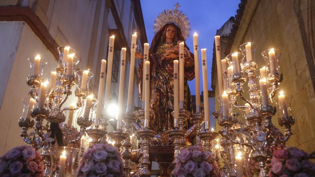 Las imágenes de la procesión de la Virgen del Amparo de Córdoba