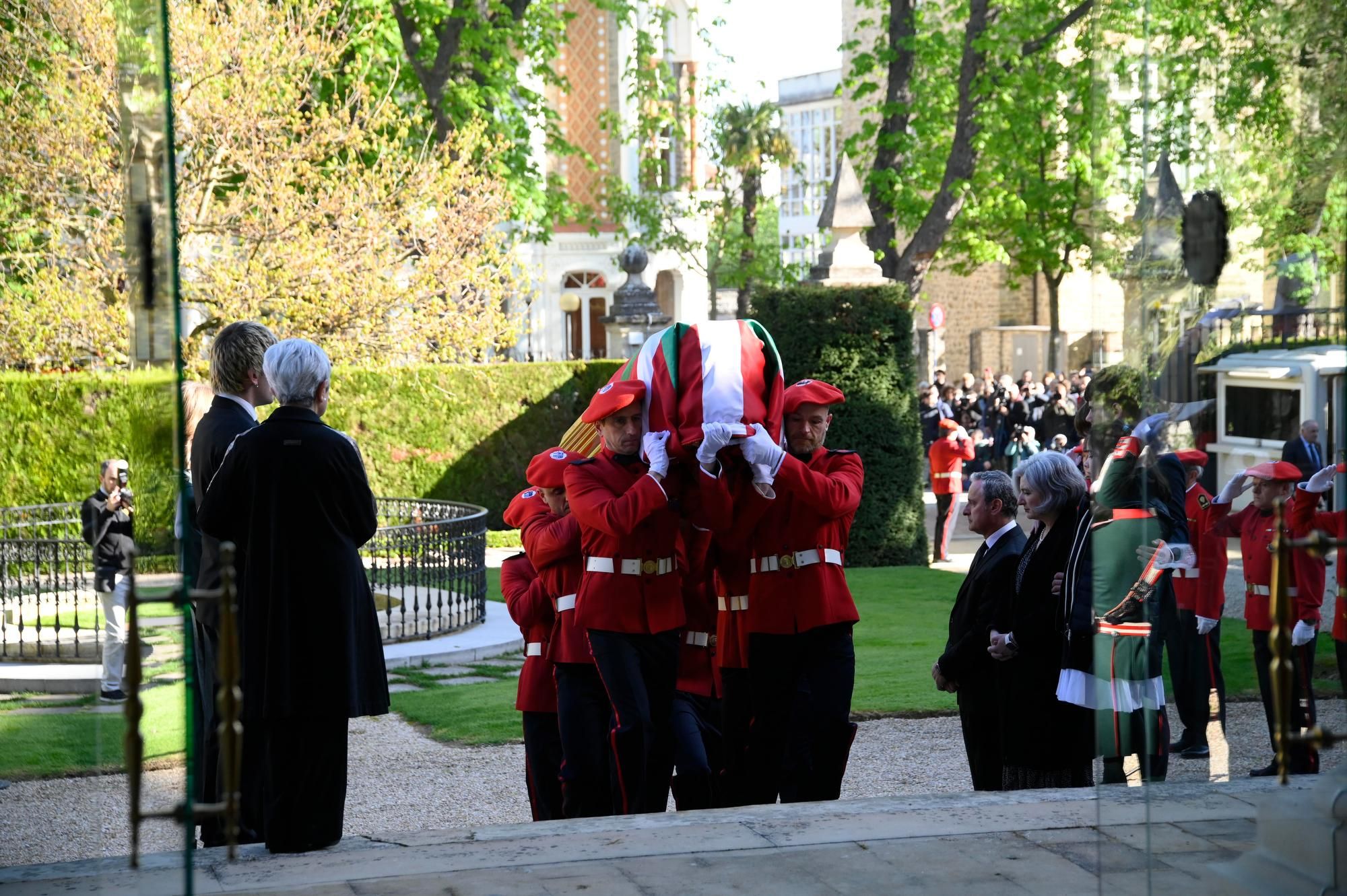 Capilla ardiente tras la muerte del lehendakari José Antonio Ardanza en 2024