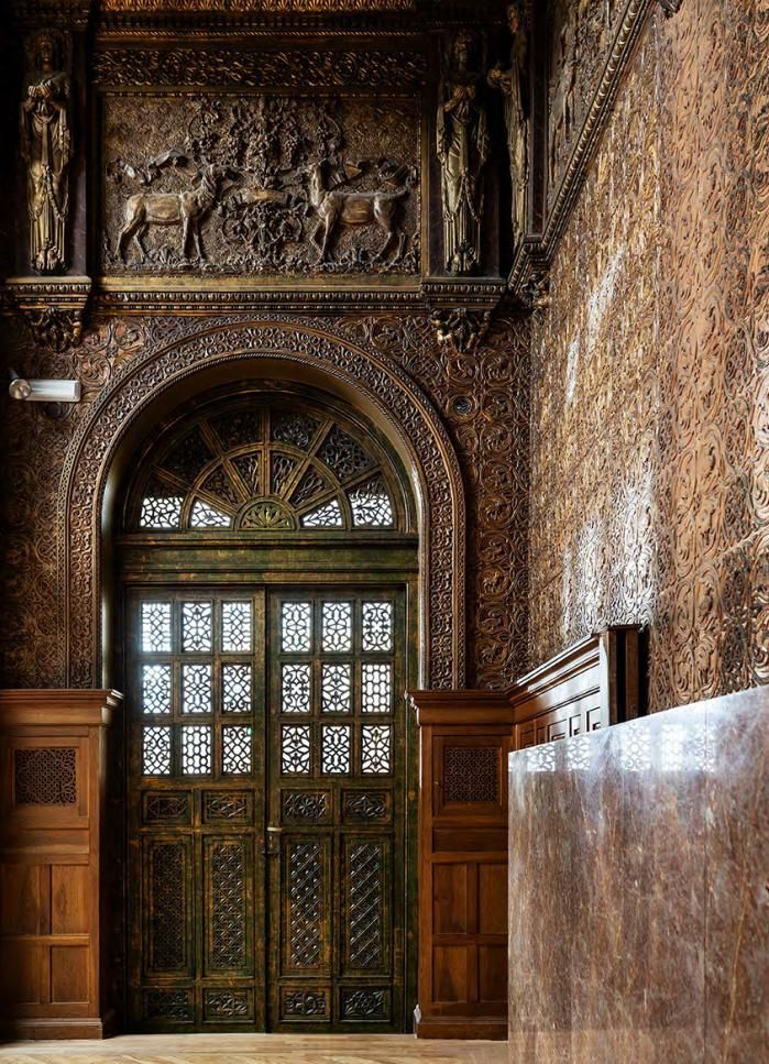 Interior del antiguo convento de la Esclavas del Sagrado Corazón