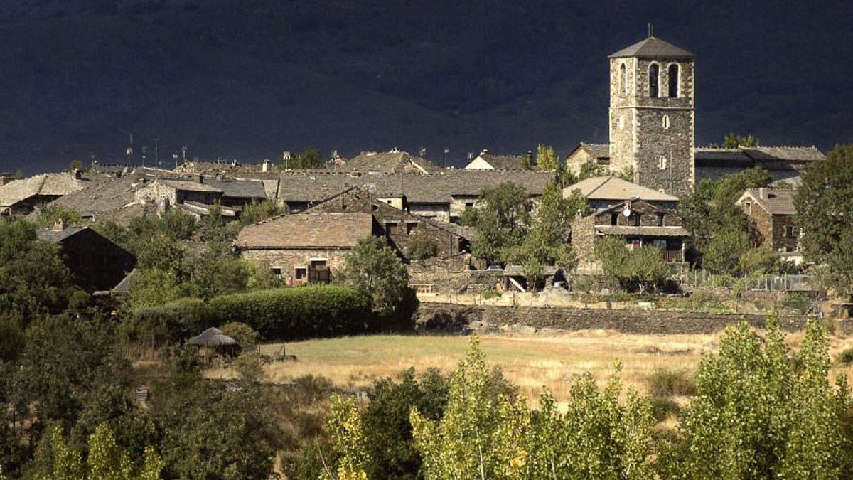 Una localidad de Guadalajara cierra su Ayuntamiento temporalmente tras quedarse sin personal administrativo