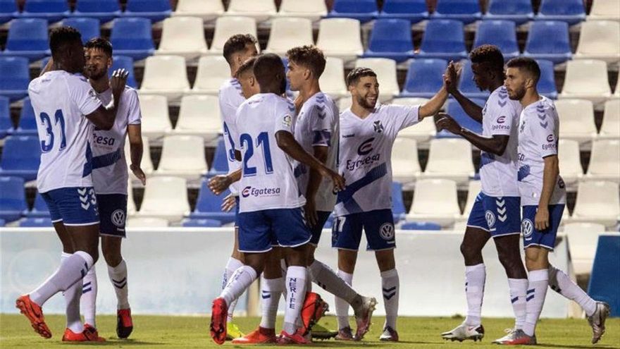 El COVID-19 perturba el inicio de la pretemporada del CD Tenerife