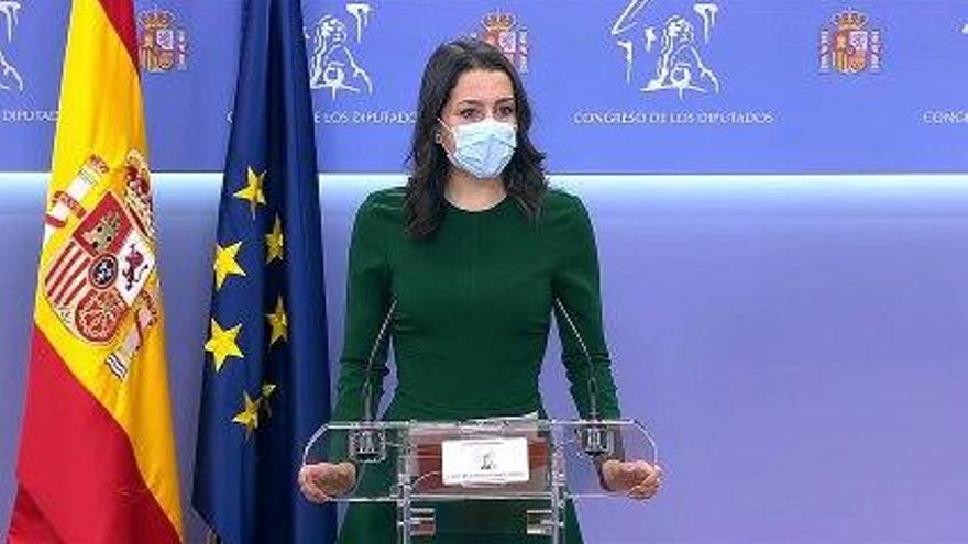 Arrimadas anuncia el 'no' de Ciudadanos a los Presupuestos: "Sánchez ha preferido coger la mano de Otegi y Junqueras"