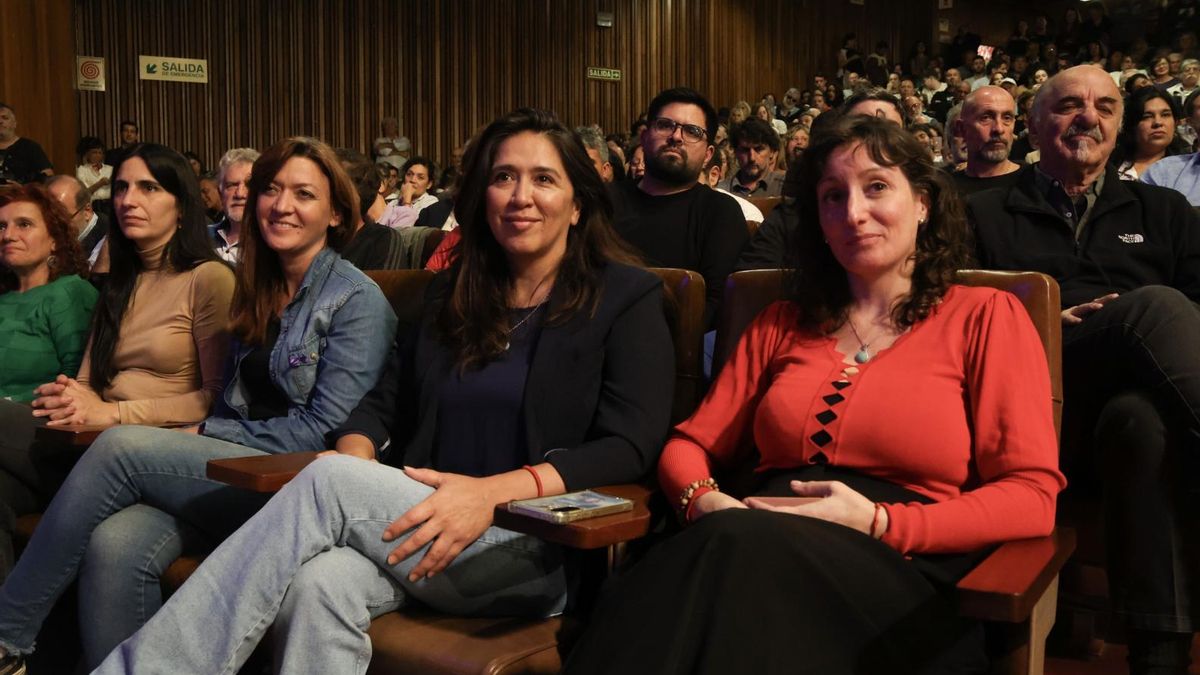 Victoria Montenegro, Berenice Iañez, Carlos Tomada, entre los referentes porteños de Kicillof.