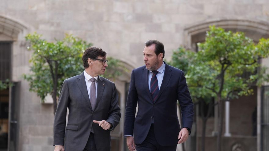 Puente entrega la cabeza de dos cargos al Govern de Illa para calmar su enojo por la crisis en Rodalies