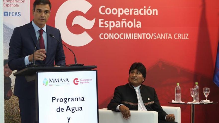 Sánchez garantiza a Morales el mantenimiento de cooperación para el agua en Bolivia