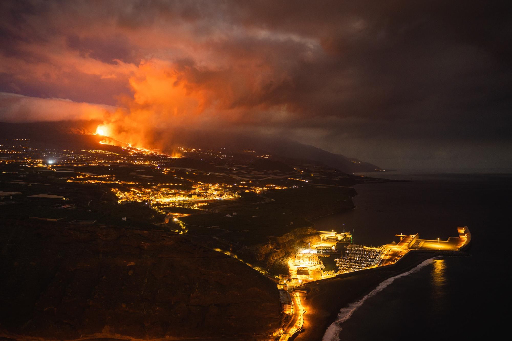Segunda noche de la erupción de La Palma.
