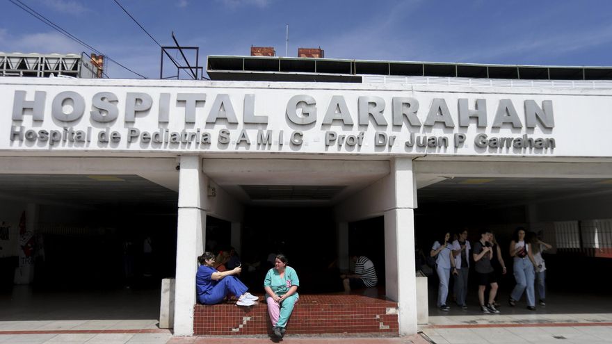 El Garrahan entra en fase "reciclaje", cierra salas y reubica pacientes: “Es muy grave y peligroso, pero no queda otra”