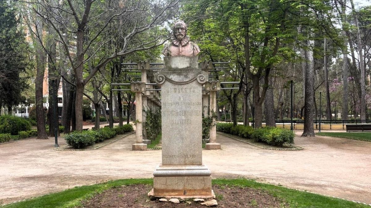 Más largo que 'el Quijote': la odisea para levantar un busto a Cervantes en Albacete