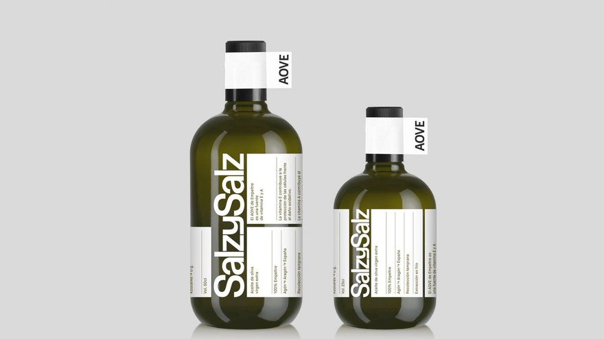 Recipientes de aceite de oliva de la marca SalzYSalz