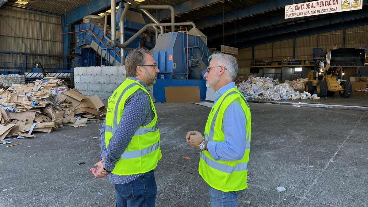 Visita a las  instalaciones de la empresa Martínez Cano Canarias
