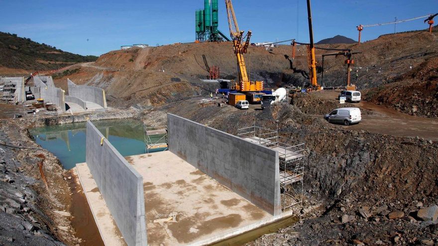 La presa de Alcolea aclara su futuro pero no las dudas sobre un agua que vendrá de uno de los ríos más tóxicos del mundo